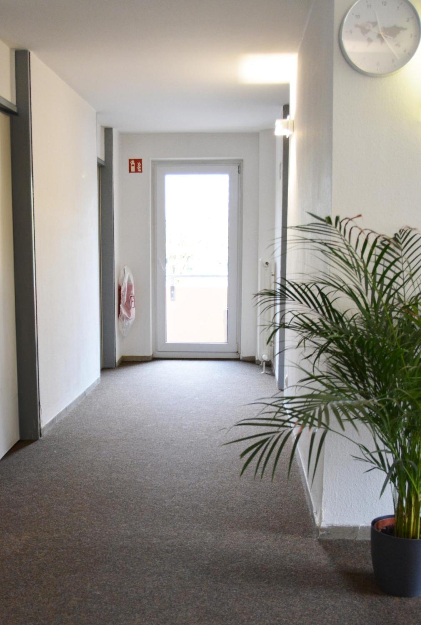 1, 2, Sleep Hostel Nuernberg Messe Екстериор снимка