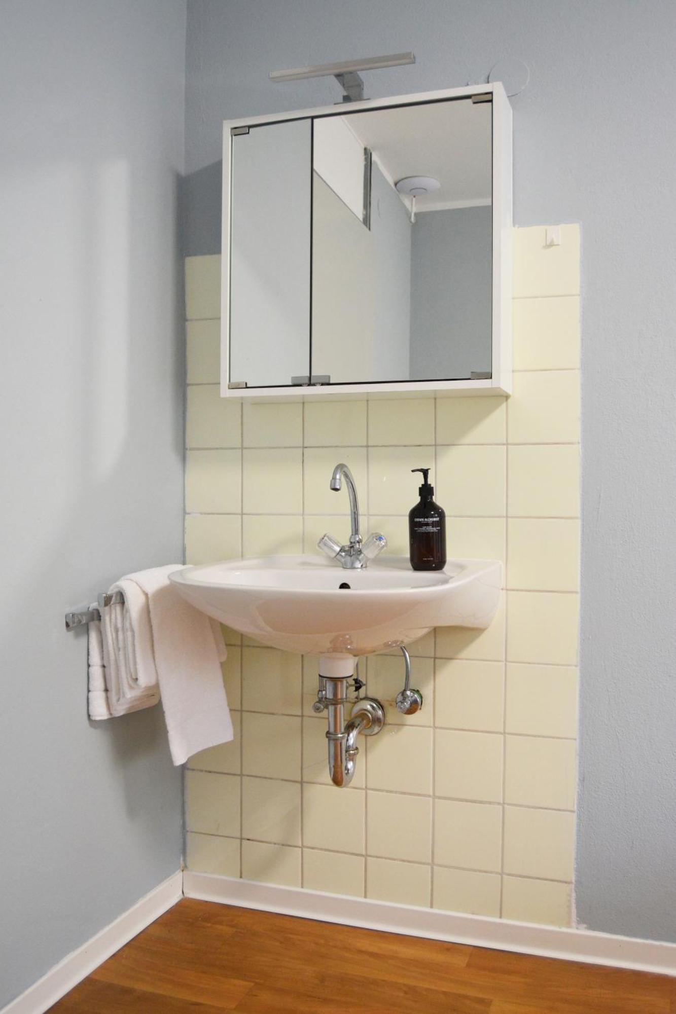 1, 2, Sleep Hostel Nuernberg Messe Екстериор снимка
