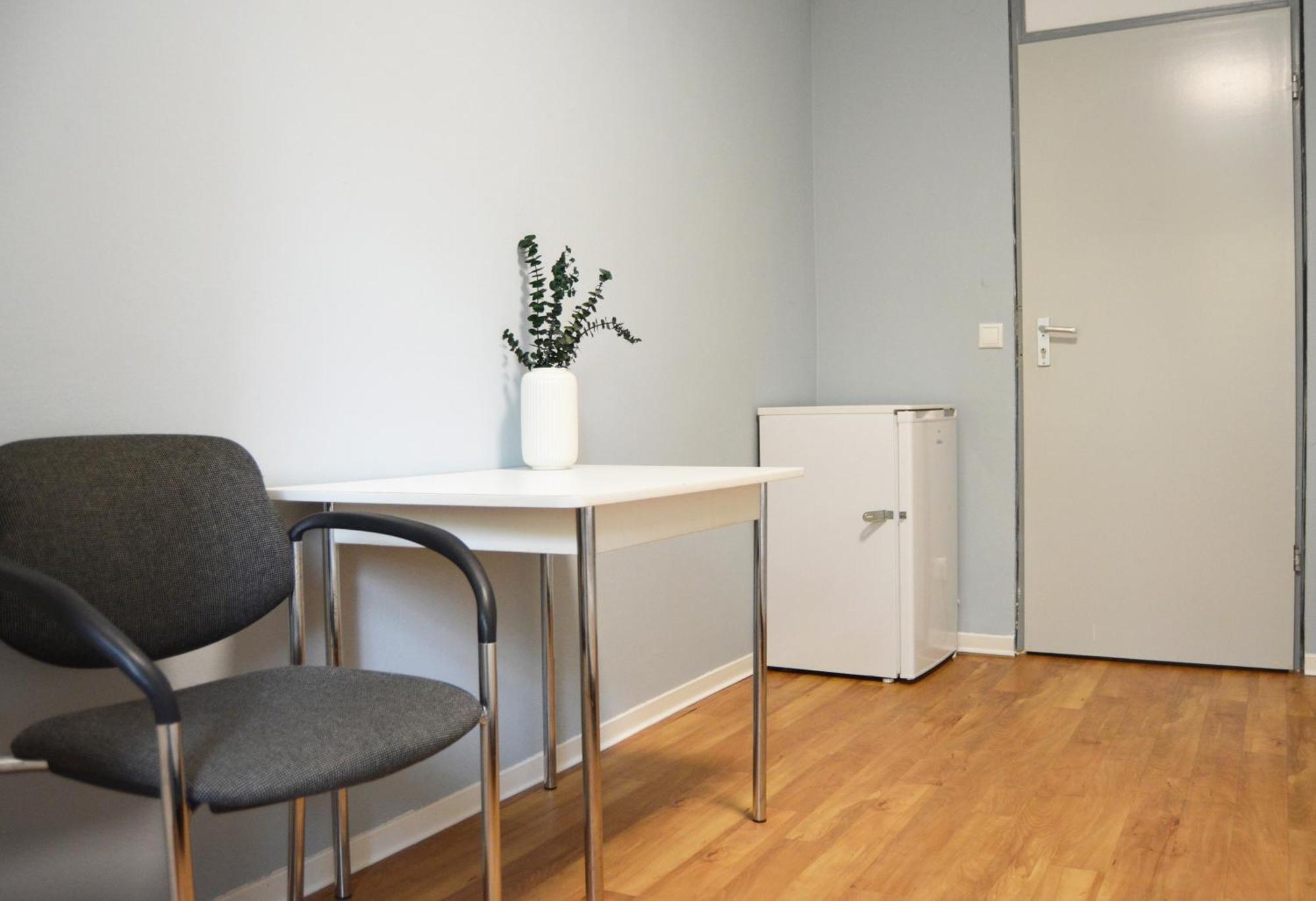 1, 2, Sleep Hostel Nuernberg Messe Екстериор снимка