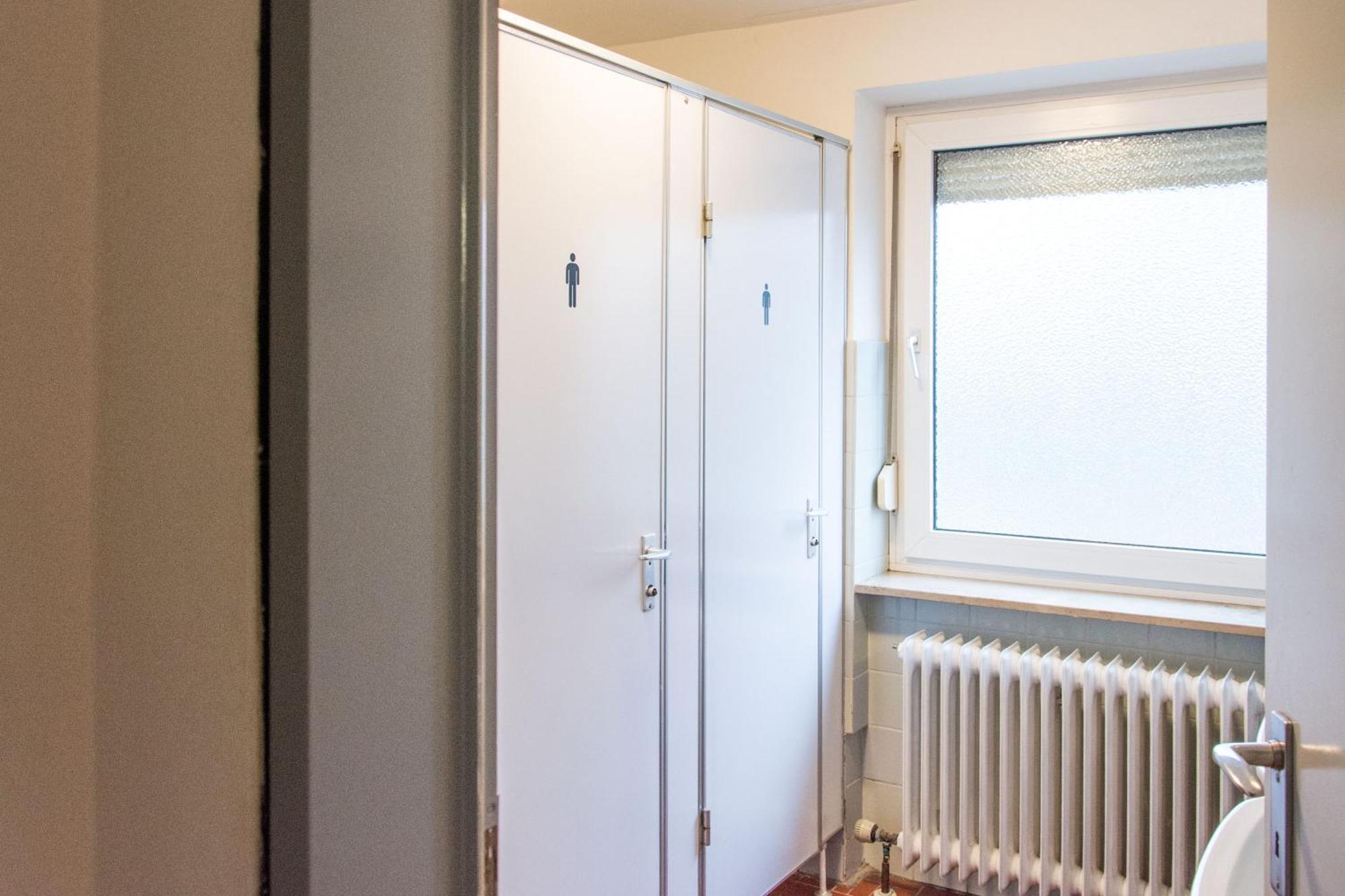 1, 2, Sleep Hostel Nuernberg Messe Екстериор снимка