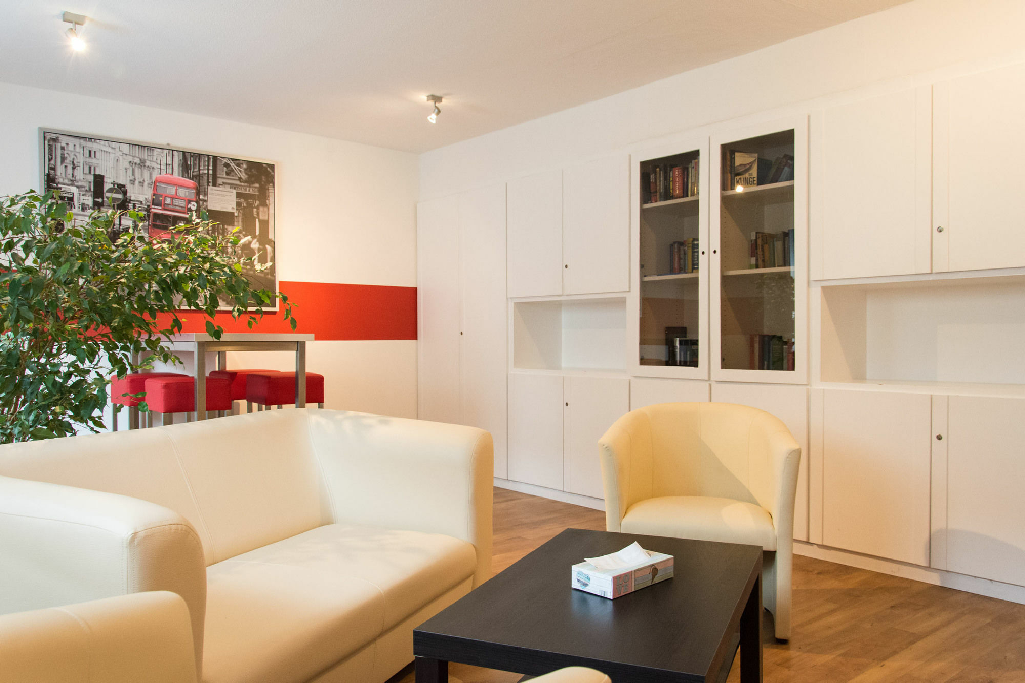 1, 2, Sleep Hostel Nuernberg Messe Екстериор снимка