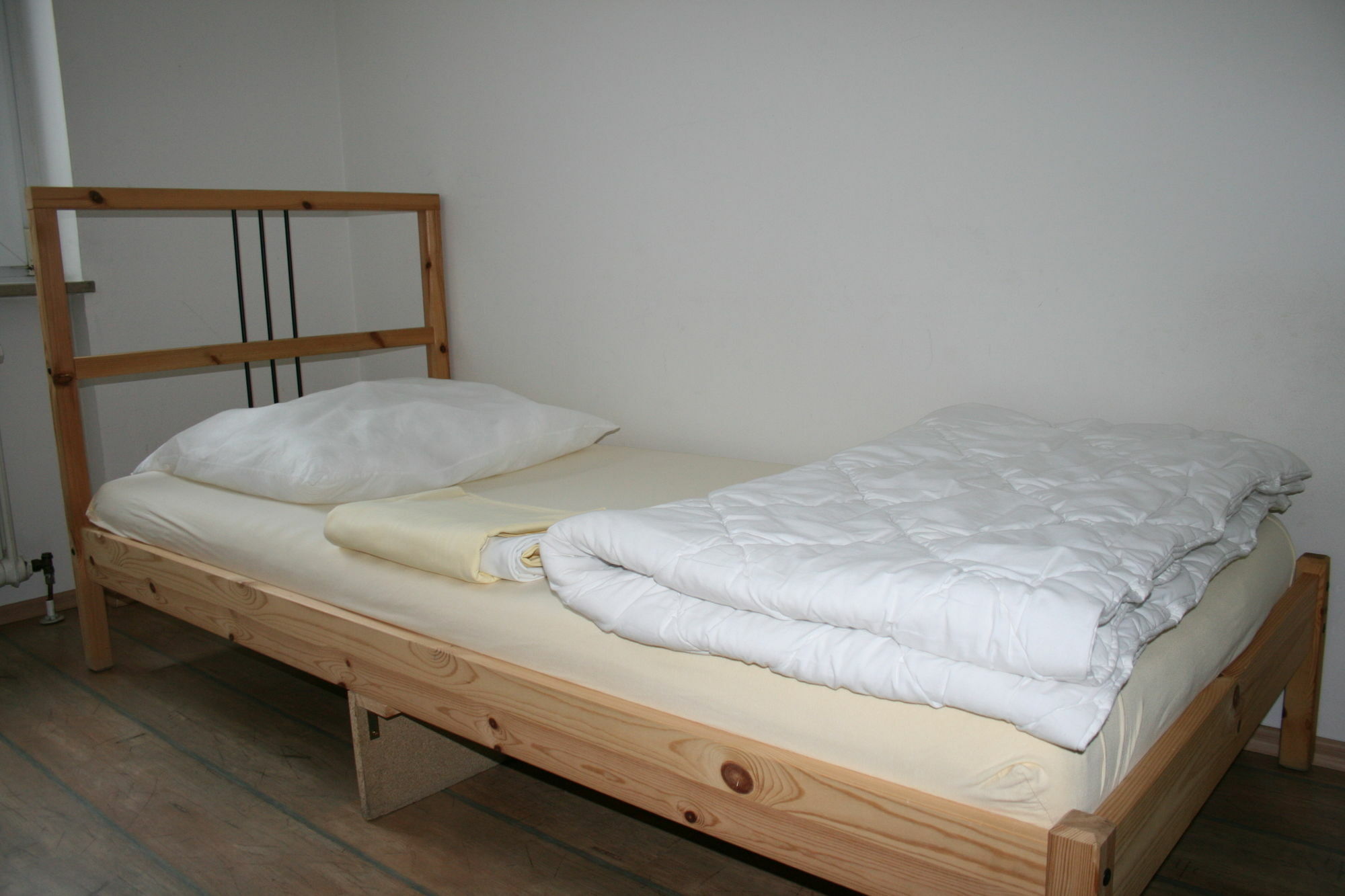 1, 2, Sleep Hostel Nuernberg Messe Екстериор снимка