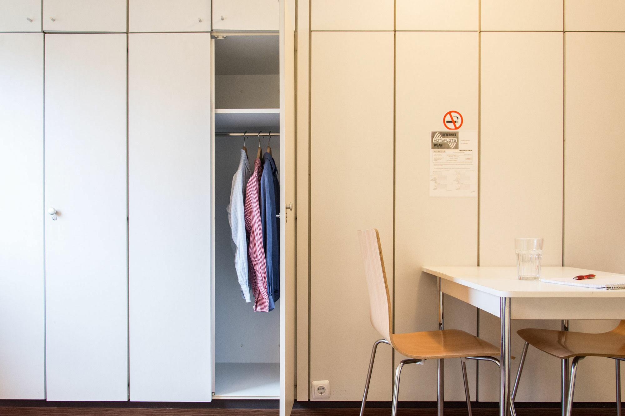 1, 2, Sleep Hostel Nuernberg Messe Екстериор снимка